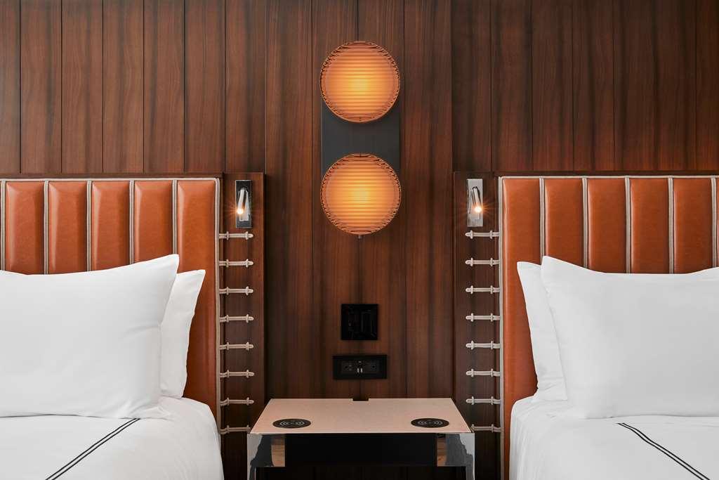 The Godfrey Detroit Curio Collection By Hilton Otel Oda fotoğraf